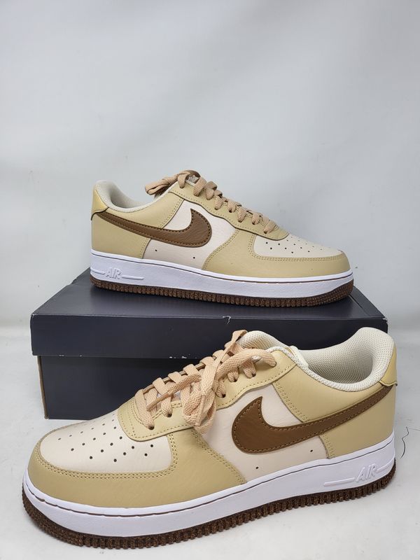 Nike Air Force 1 '07 LV8 - Pearl white/ale brown-sesame - Sz 11 sneakers