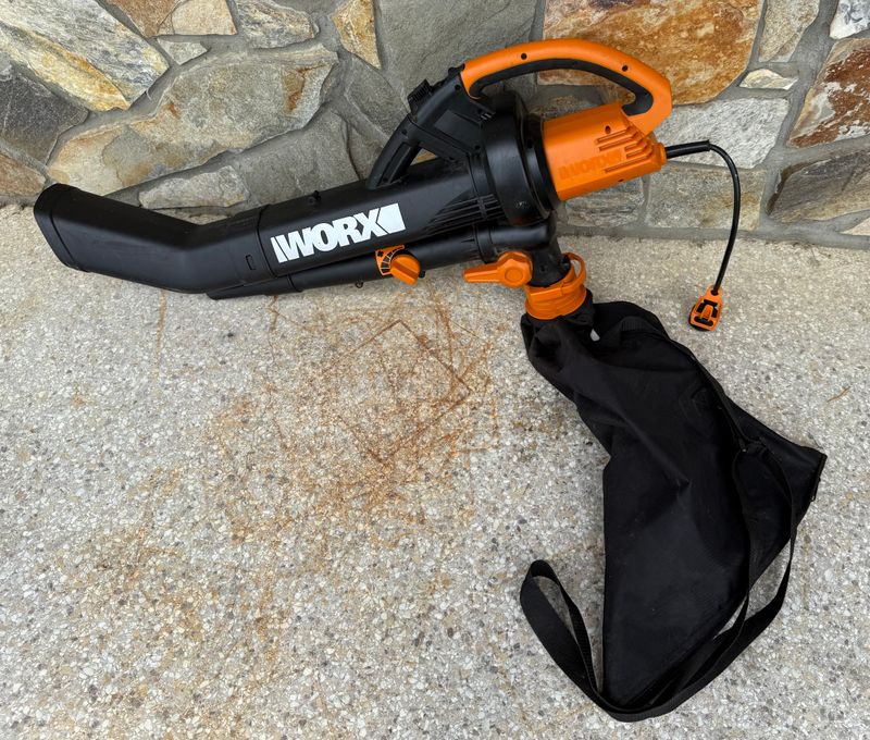Worx TRIVAC 3-in-1 Blower / Mulcher / Yard Vacuum WG505