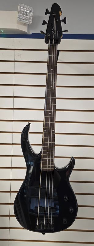 Peavy Millennium BXP Bass Guitar