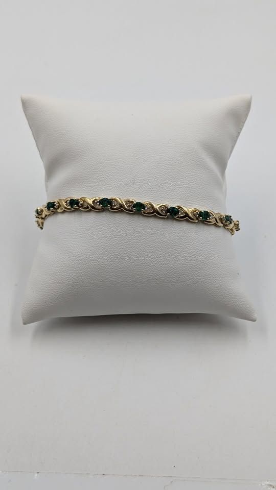 14kt Yellow Gold 7.5 14kt Yellow Gold 7.5" Emerald & Diamond "X" Bracelet