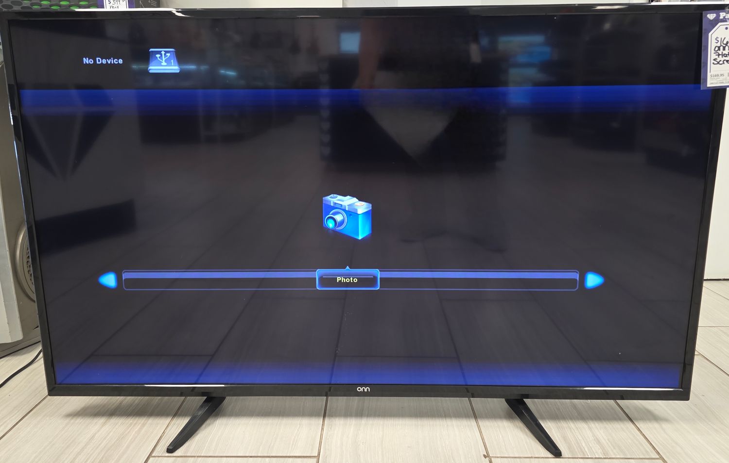 Onn 55" Flat Panel TV ONA55UB19EO6