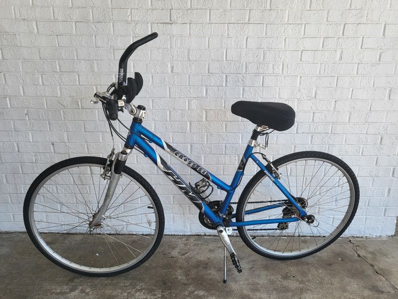 HM Cross SE Bicycle