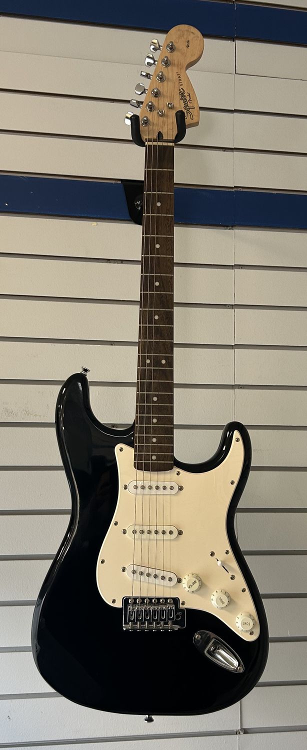 Squier Strat Fender Electric Guitar Squier Strat Fender Electric Guitar
