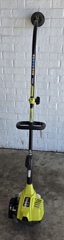 Ryobi Full Crank Curved Lawn Trimmer RY252CS