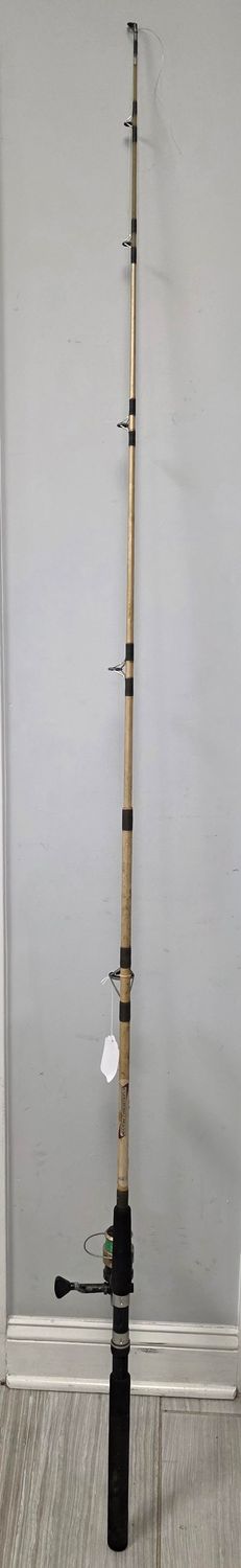 Shakespeare Fishing Pole w/Reel Shakespeare Fishing Pole w/Reel