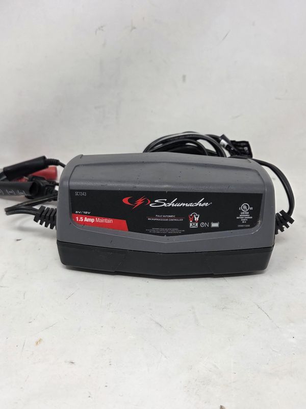 Schumacher 12V 1.5 Amp Battery Charger SC1343