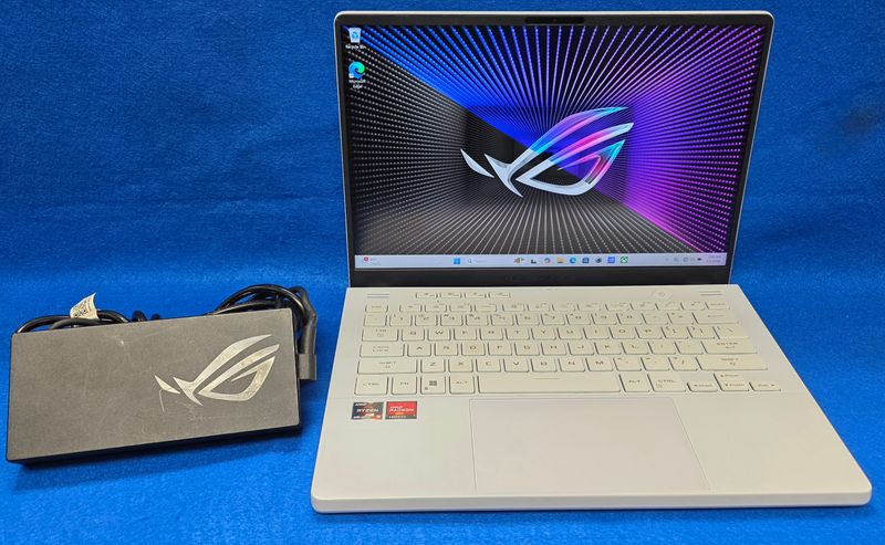 Asus Rog Zephyrus Laptop G10