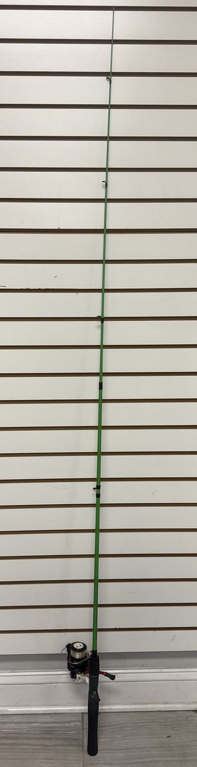 Zebco Fishing Pole w/Reel