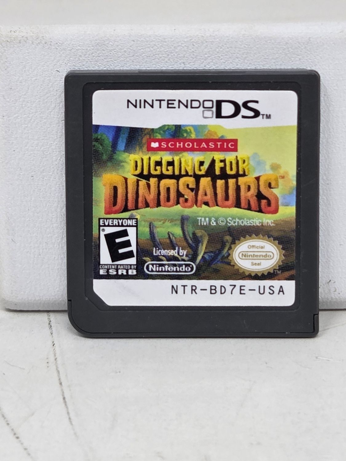 Nintendo DS Game - Digging for Dinosaurs