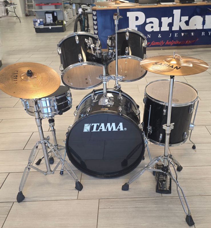 Tama Swingstar 8pc Drum Set