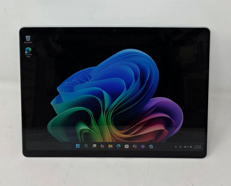 Microsoft Surface Pro 11th Gen 2076