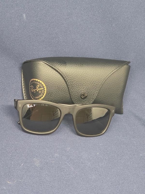 Ray-Ban Aviator Sunglasses