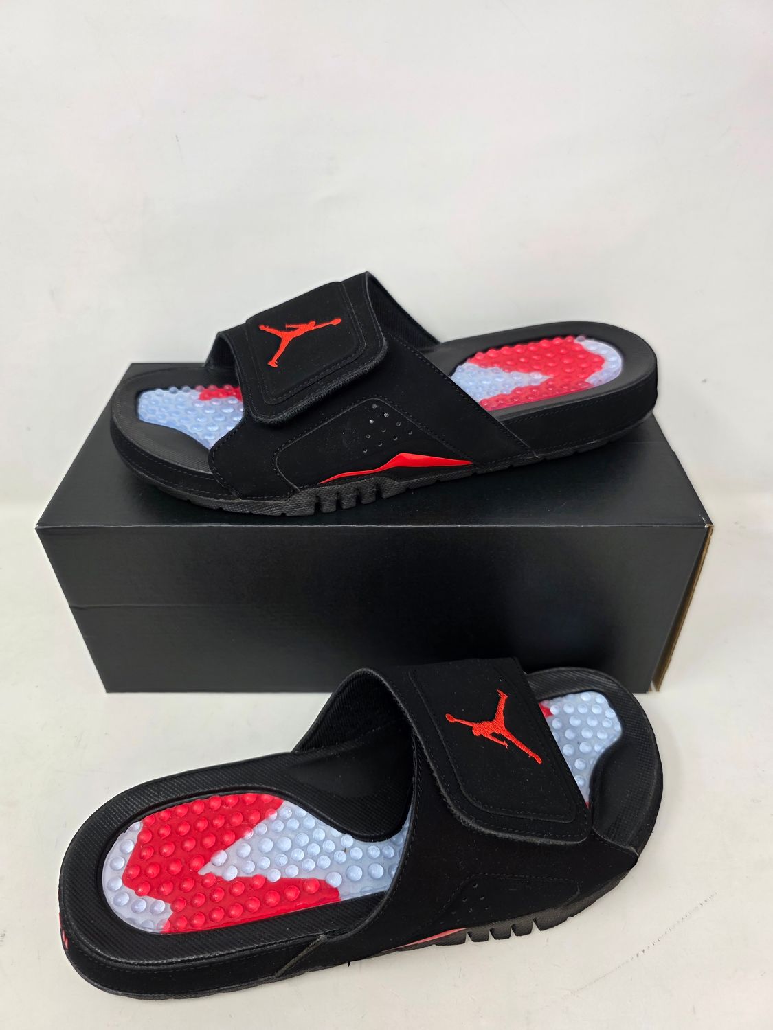 Jordan Hydro VI Retro Size 10 Slides Jordan Hydro VI Retro Size 10 Slides