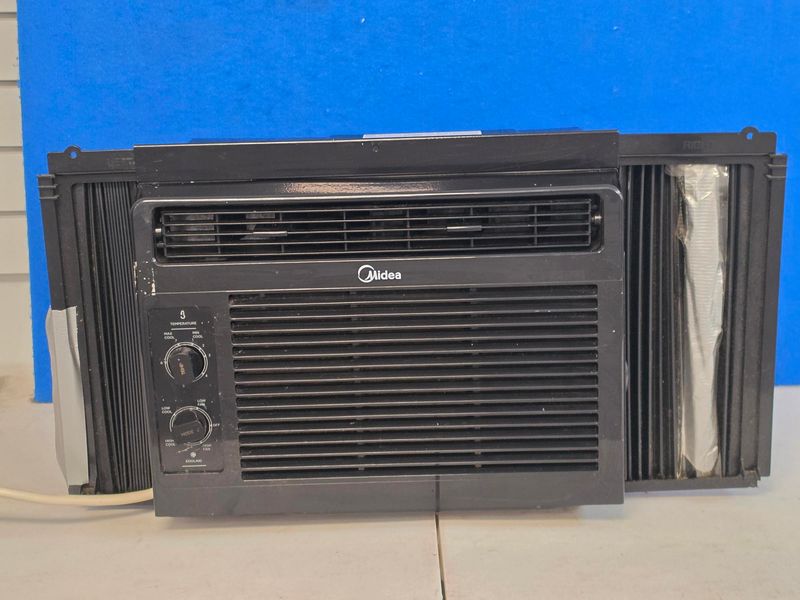 Midea Air Conditioner MAW05R1WBL-T