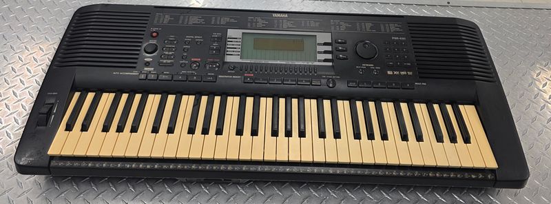 Yamaha 61 Keyboard PSR-630