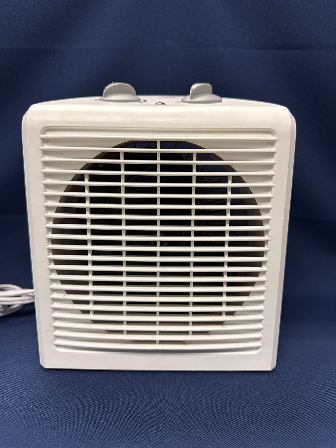 Utilitech Small Heater BNS-15JW Utilitech Small Heater BNS-15JW