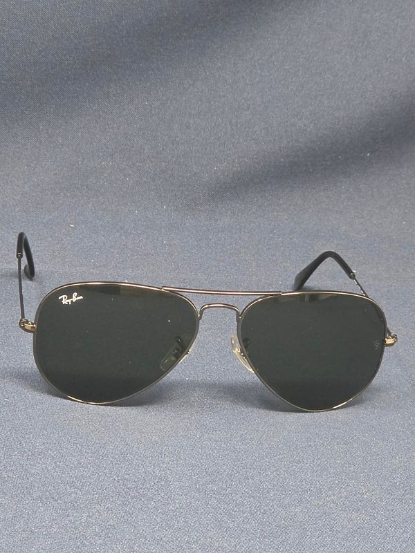 Ray-Ban Aviator Sunglasses RB-3025