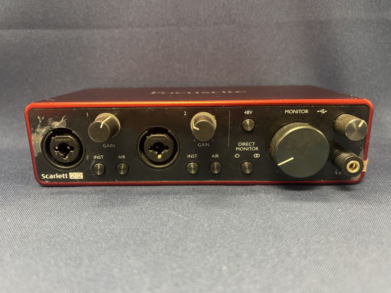 Focusrite Scarlett Solo 2i2 3rd Gen Audio Interface