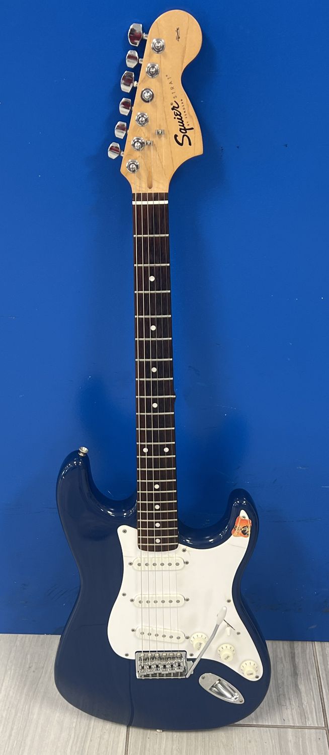 Fender Squier Strat Electric Guitar Fender Squier Strat Electric Guitar
