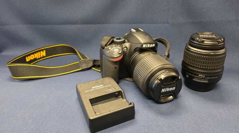 Nikon D3200 Camera w/2 Lens
