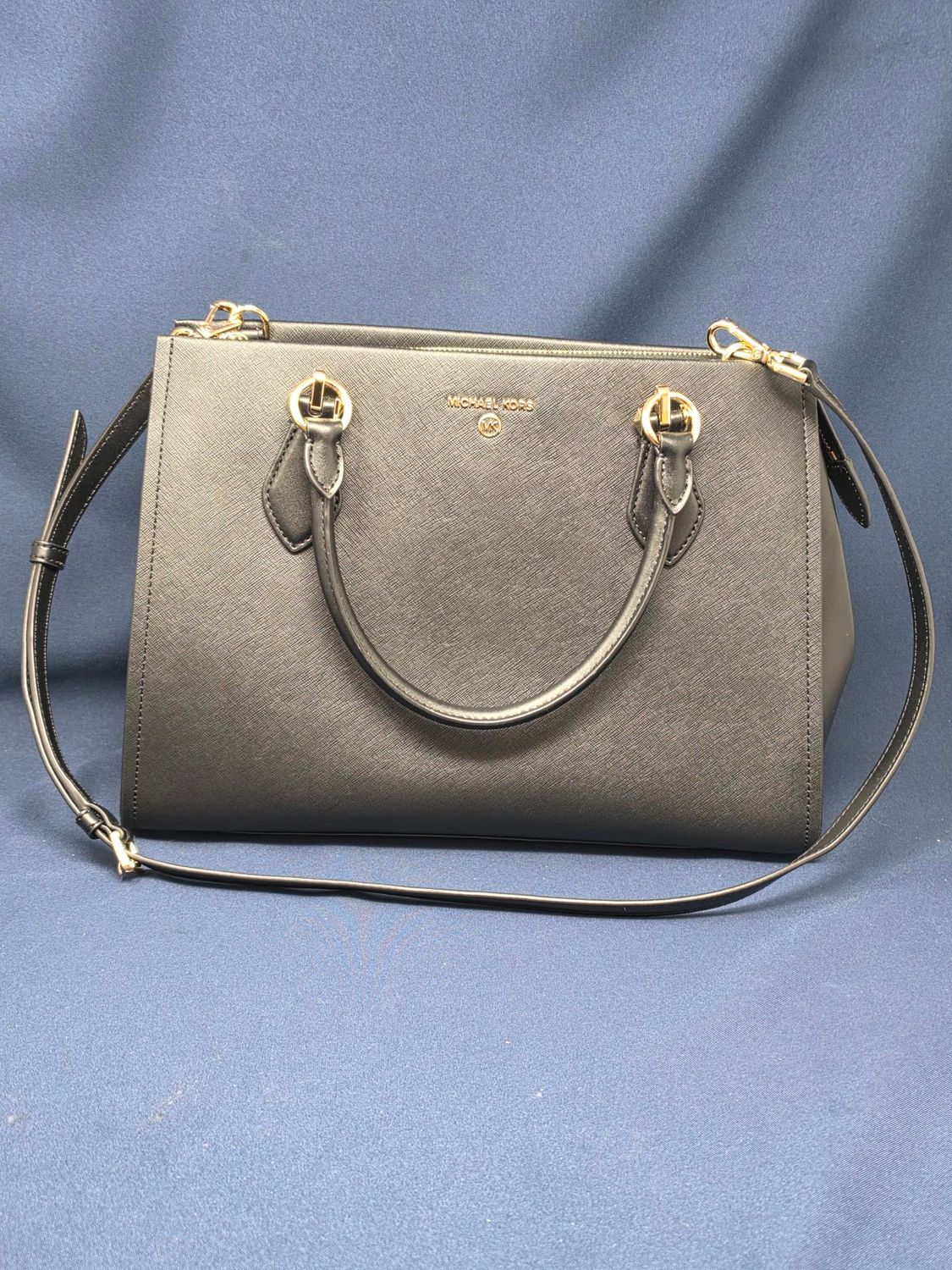 Michael Kors Medium Marilyn Medium Satchel Purse Michael Kors Medium Marilyn Medium Satchel Purse