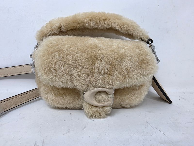 Coach Pillow Tabby 18 X-Small Shoulder Bag