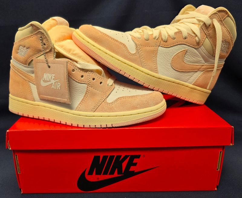 Nike Air Jordan 1 Retro High OG "Washed Pink" Size 9 Sneakers