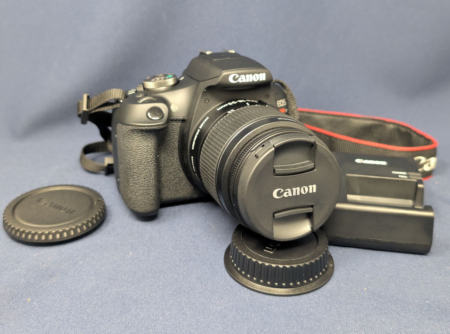 Canon Eos Rebel T7 Camera w/Lens