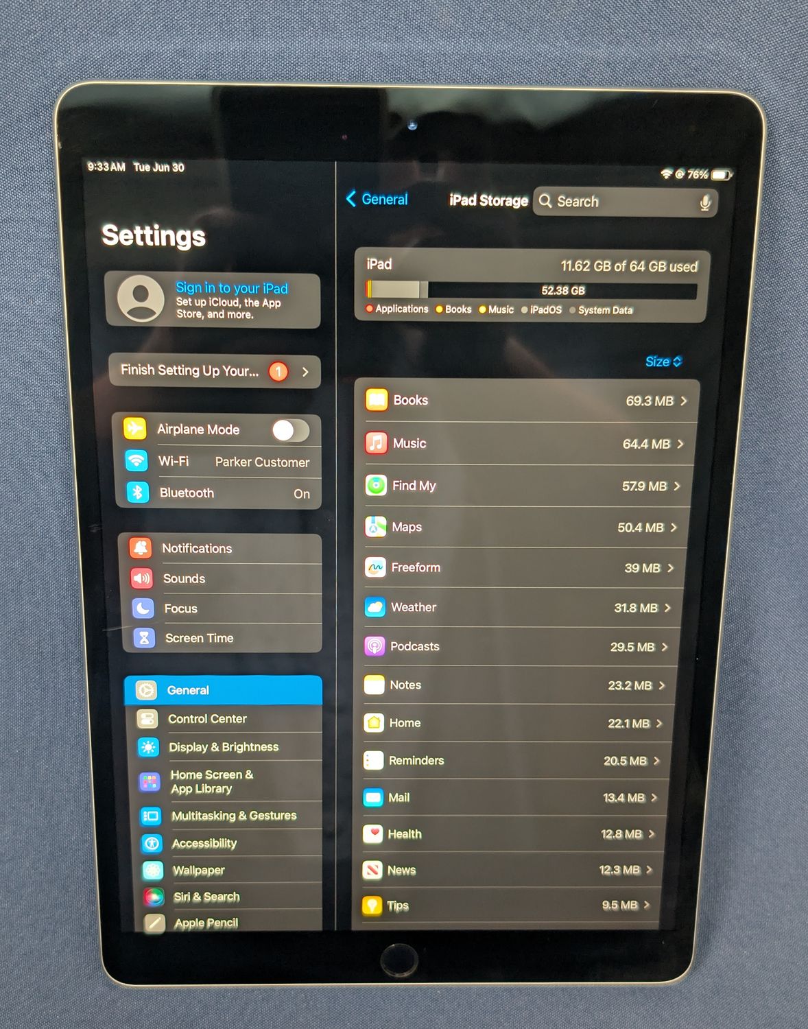 Apple iPad Pro 64GB Tablet A1701