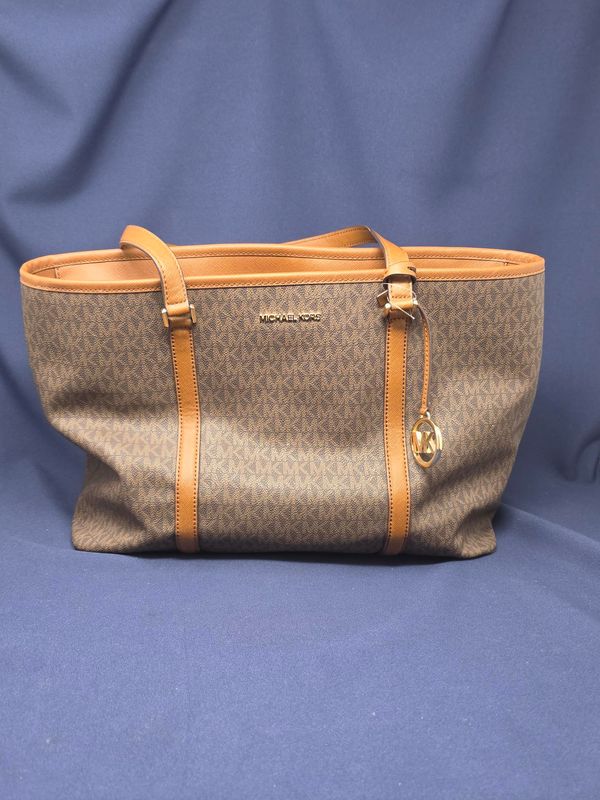 Michael Kors Sady Carryall Shoulder Bag