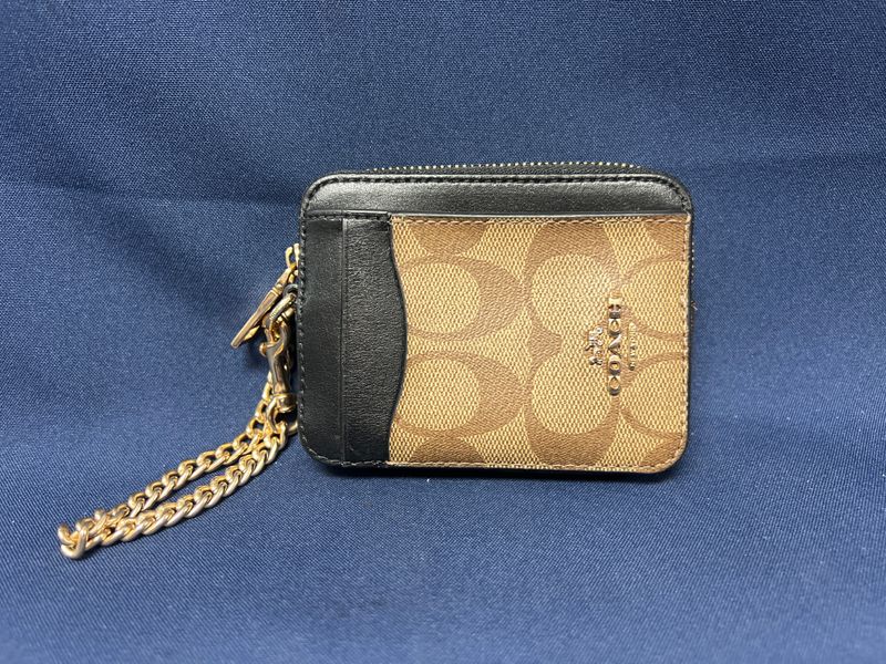 Coach Zip Card Case In Signature Canvas