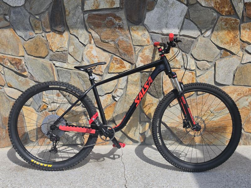 Salsa Range Finder Bicycle