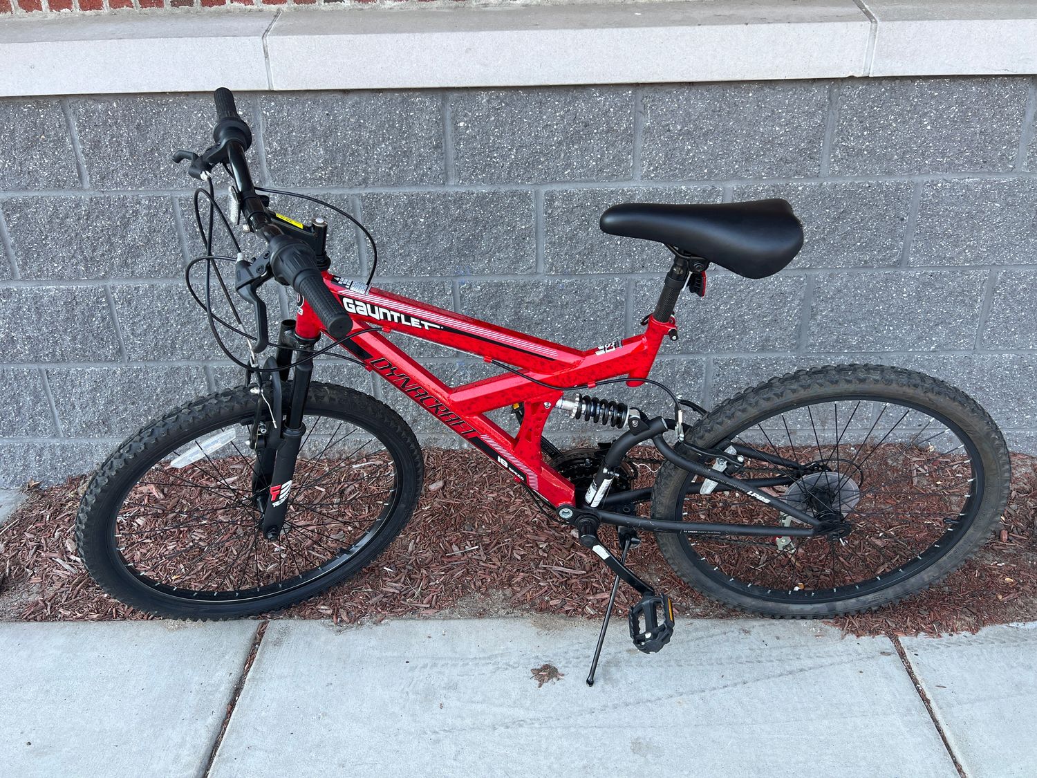 Dynacraft 24" Gauntlet Bicycle