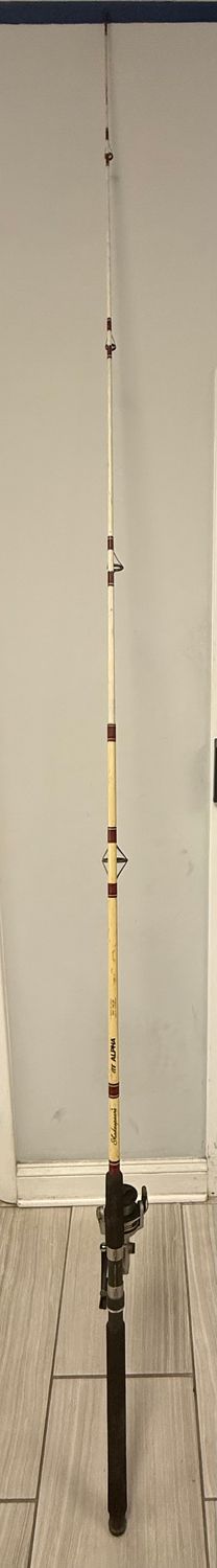 Shakespeare Fishing Rod w/Reel Shakespeare Fishing Rod w/Reel