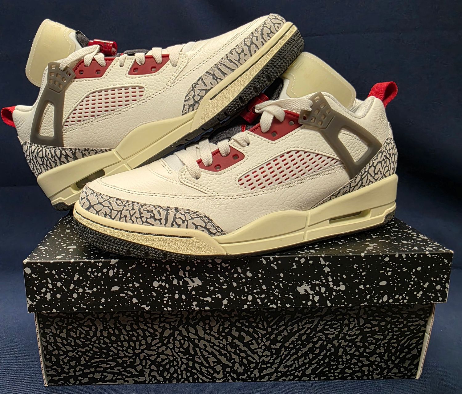 Air Jordan Spizike Low 'Sail Anthracite' Size 8.5 Mens/Wmns 10 Sneakers Air Jordan Spizike Low 'Sail Anthracite' Size 8.5 Mens/Wmns 10 Sneakers
