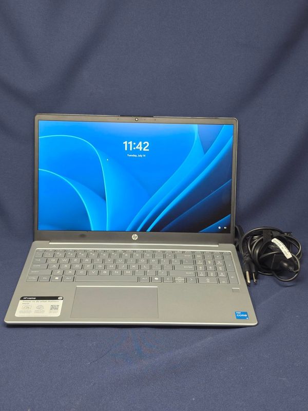 HP Laptop 15-FD0133WM
