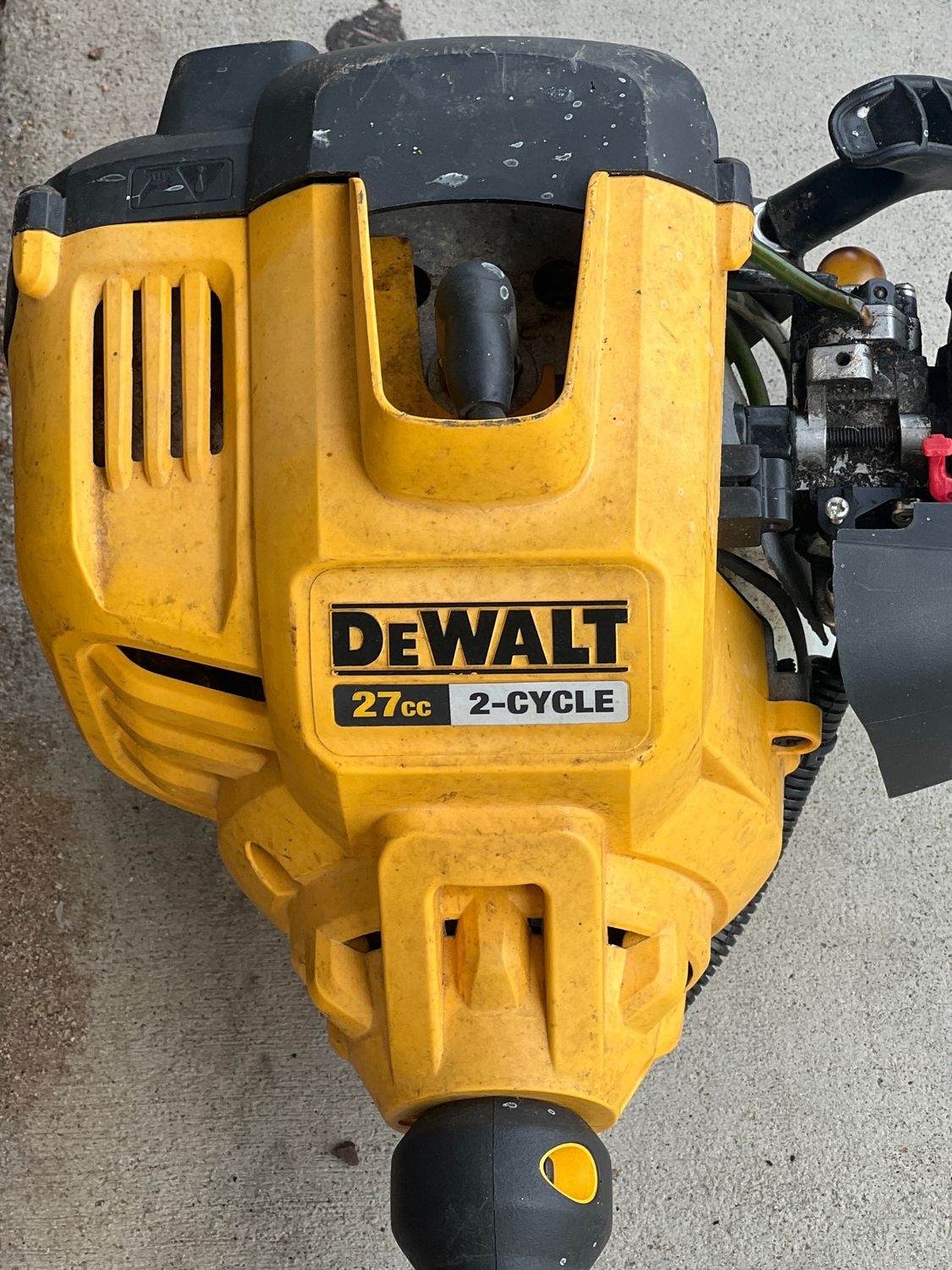 Dewalt Lawn Trimmer DXGST227CS