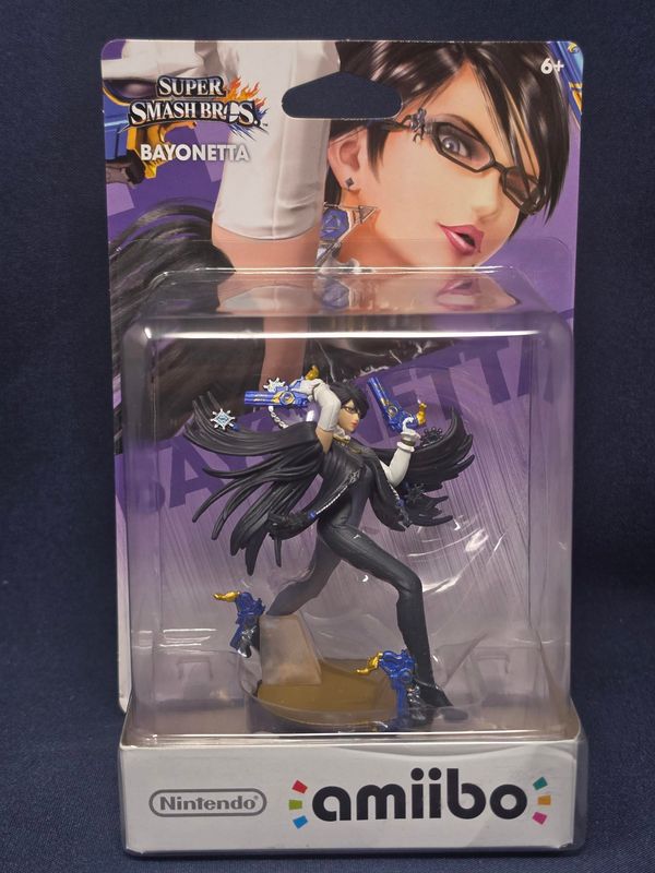 Nintendo Amiibo Figures- Super Smash Bros: Bayonetta