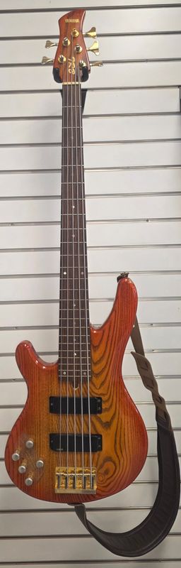 Yamaha Bass Guitar TRB-52L
