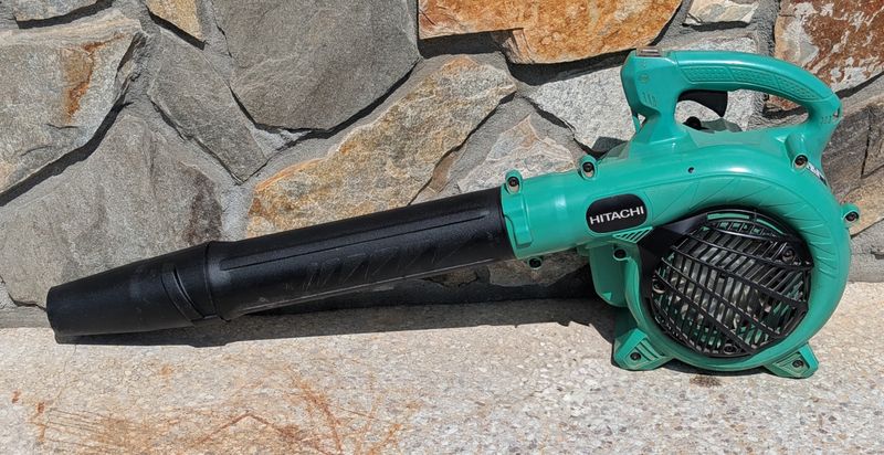 Hitachi Leaf Blower RB24EAP