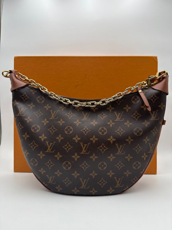 Louis Vuitton Hobo Handbag w/Zip Wallet
