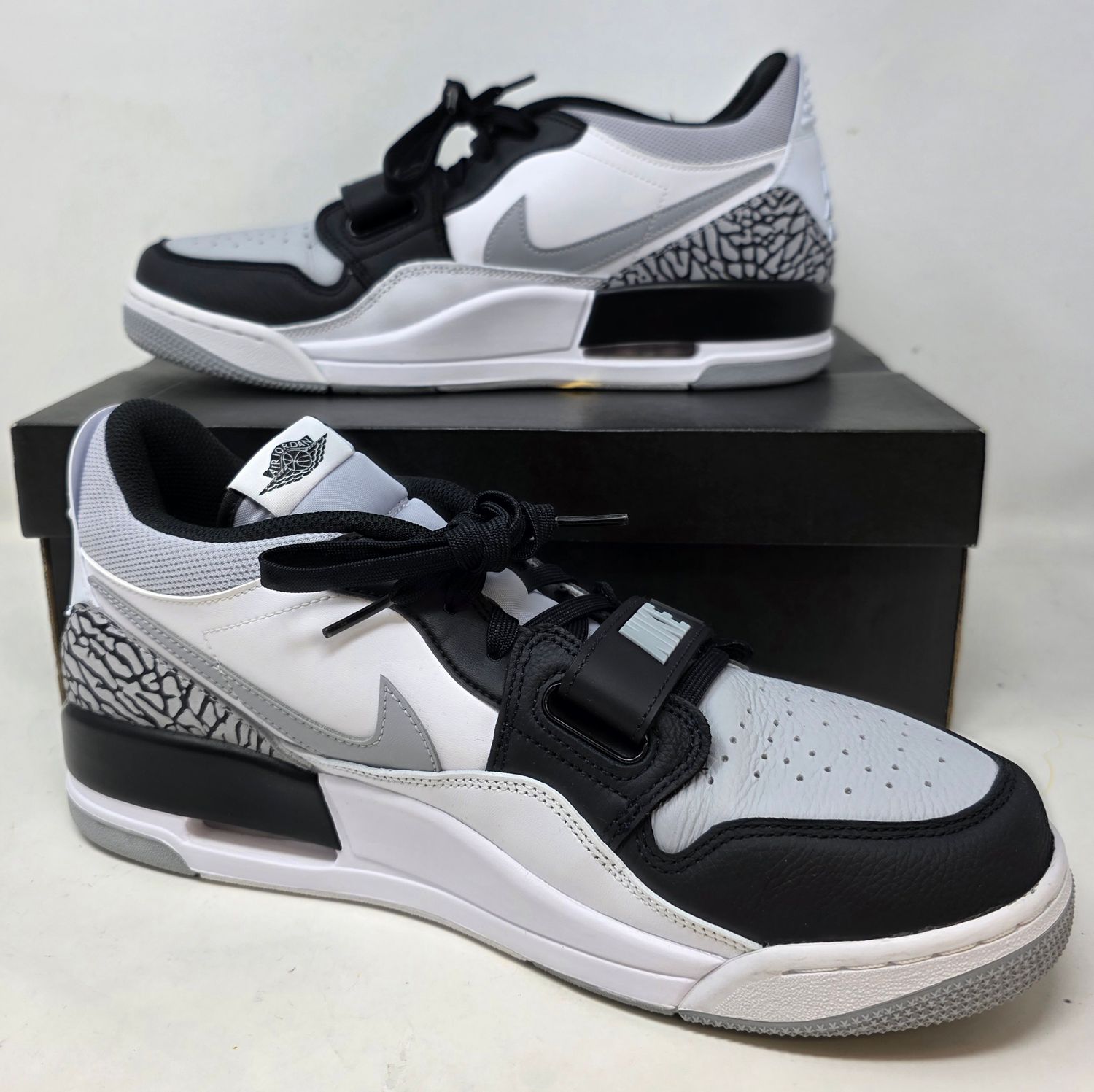 Jordan Legacy 312 Low White Black Grey Size 12 Sneakers Jordan Legacy 312 Low White Black Grey Size 12 Sneakers
