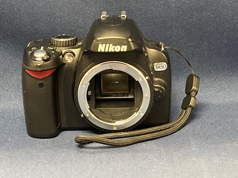 Nikon D60 Digital Camera *Body Only*