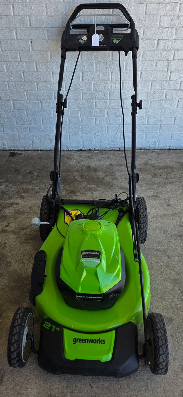Greenworks 40V Lawn Mower w/ 1 Battery & Charger Greenworks 40V Lawn Mower w/ 1 Battery & Charger