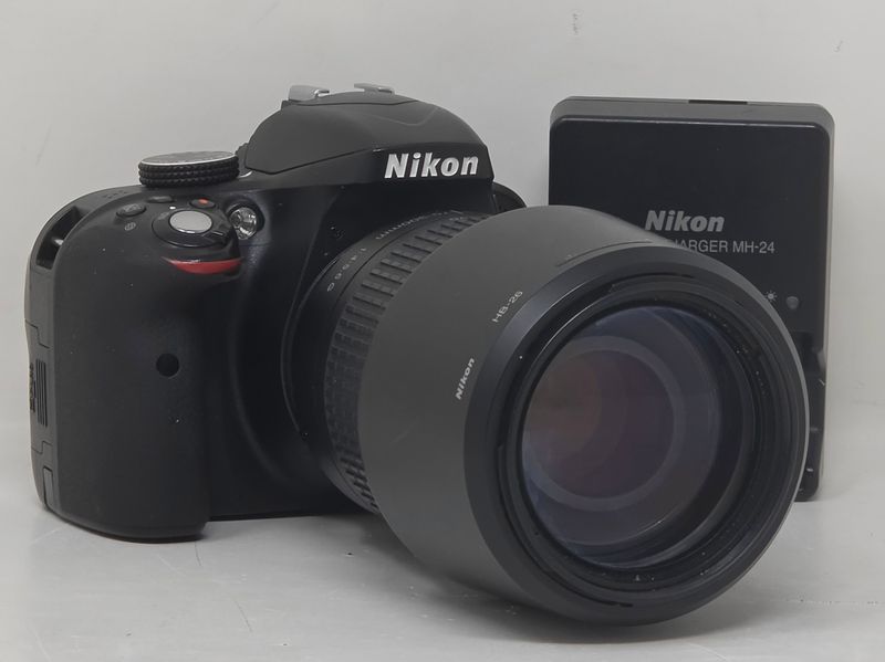 Nikon Digital Camera D3300