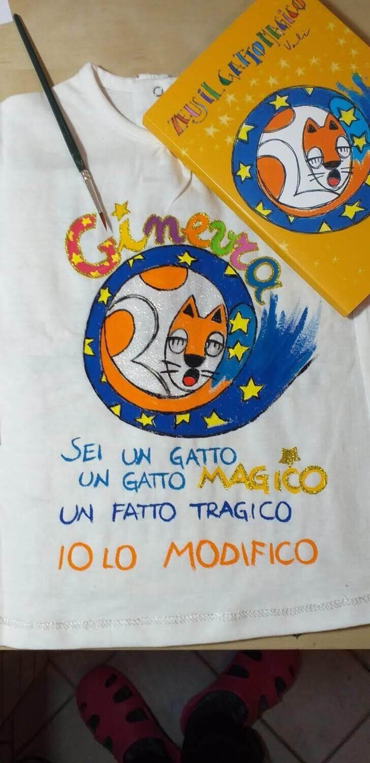 Maglietta dipinta a mano di Zeus