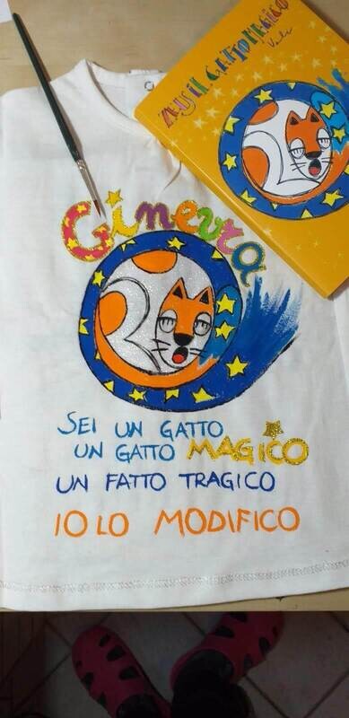 Maglietta dipinta a mano di Zeus