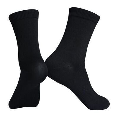 Minima solid black socks