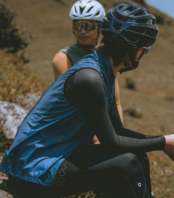Urban Yako Wind Vest Blue