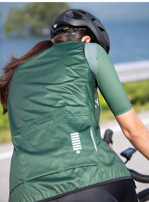 SKULL Green WindBreaker Gillet
